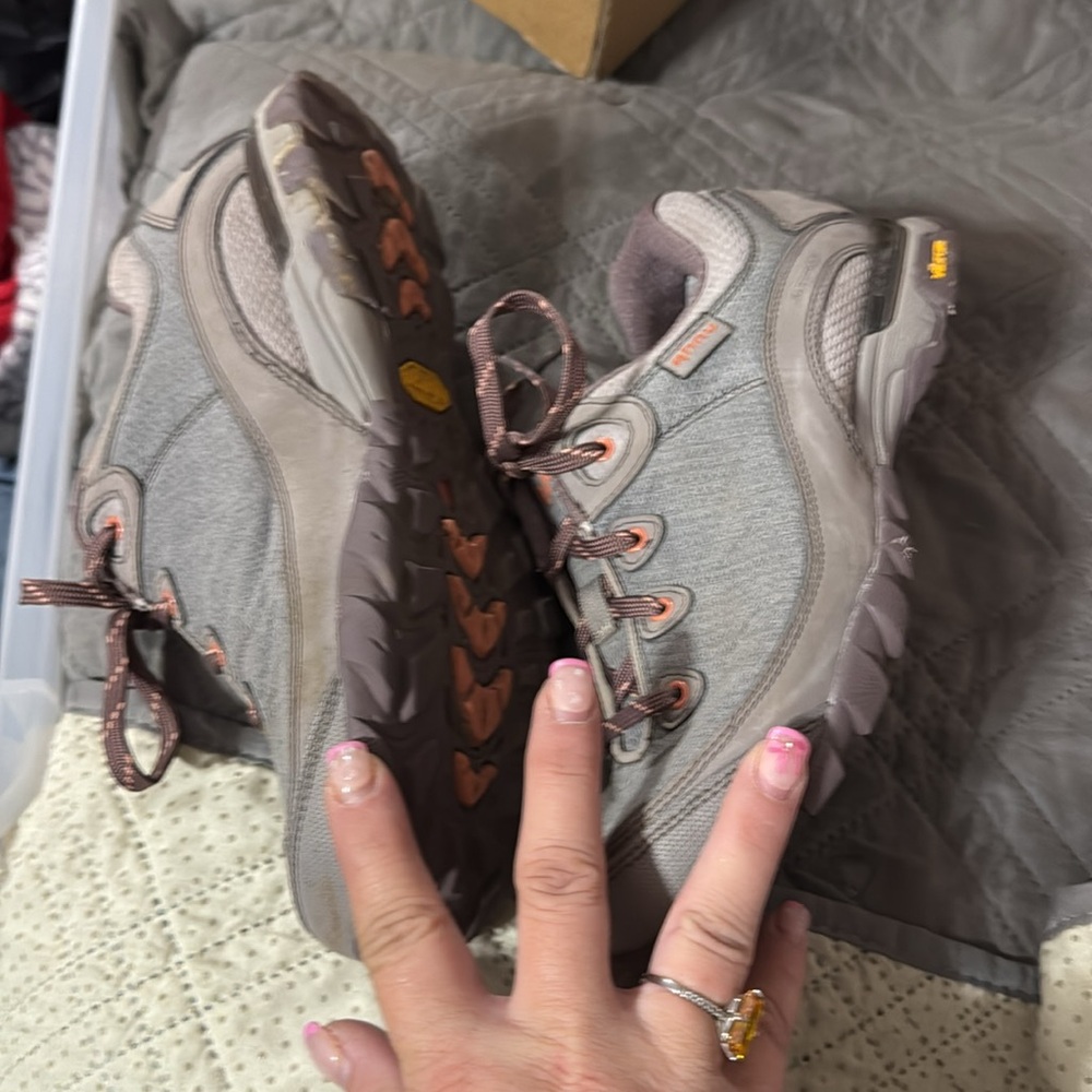 VIBRAM trail
Shoes - Picture 4 of 4